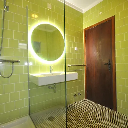 Perfect Retreat Overlooking Pinhal Golf Course, Private Pool, Off-street Parking וילה