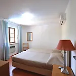 Villa Perfect Retreat Overlooking Pinhal Golf Course, Private Pool, Off-street Parking