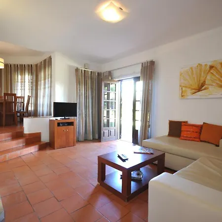 Private Pool Villa, Walking Distance To The Centre, Golf Facing Villa Loule
