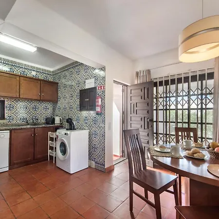 וילה Perfect Retreat Overlooking Pinhal Golf Course, Private Pool, Off-street Parking לואה