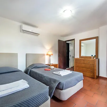 וילה Perfect Retreat Overlooking Pinhal Golf Course, Private Pool, Off-street Parking *