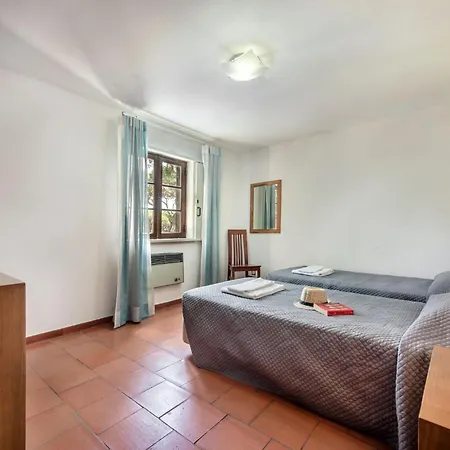 Perfect Retreat Overlooking Pinhal Golf Course, Private Pool, Off-street Parking וילה לואה