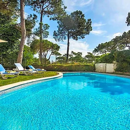 Perfect Retreat Overlooking Pinhal Golf Course, Private Pool, Off-street Parking * 楼尔