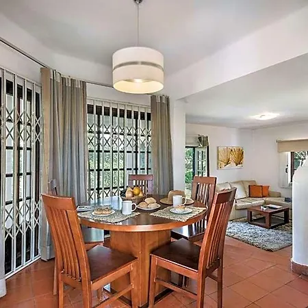 Perfect Retreat Overlooking Pinhal Golf Course, Private Pool, Off-street Parking Villa